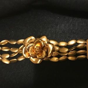 CHANEL bracelet and earrings set. Vintage 90’s gorgeous set. One of a kind🌹✨